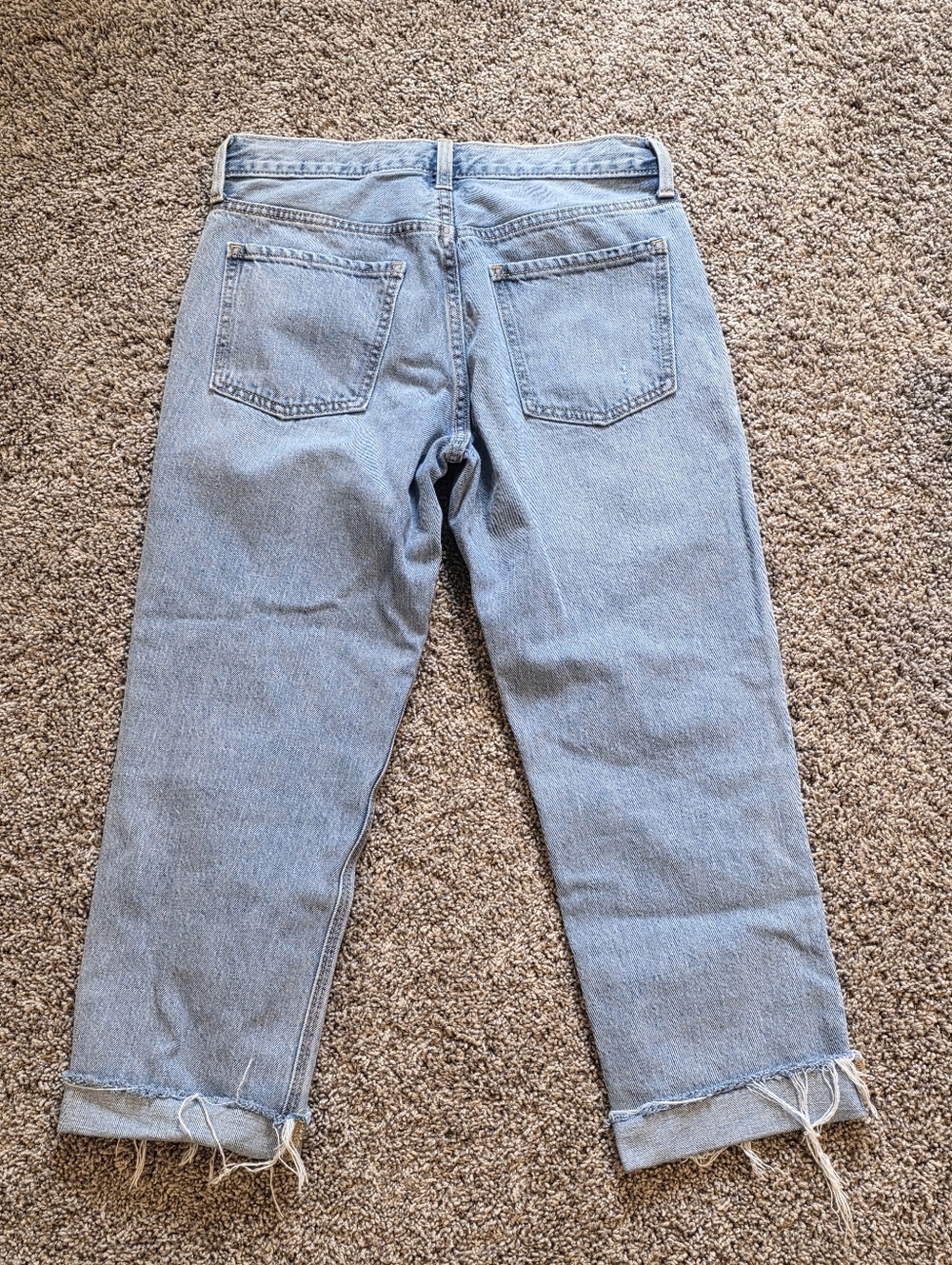 Old Navy Light Blue Distressed Slouchy Straight Crops Size 2 - Picture 4 of 4